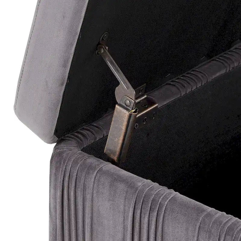 Banc de rangement gris en velours plissé avec couvercle relevable
